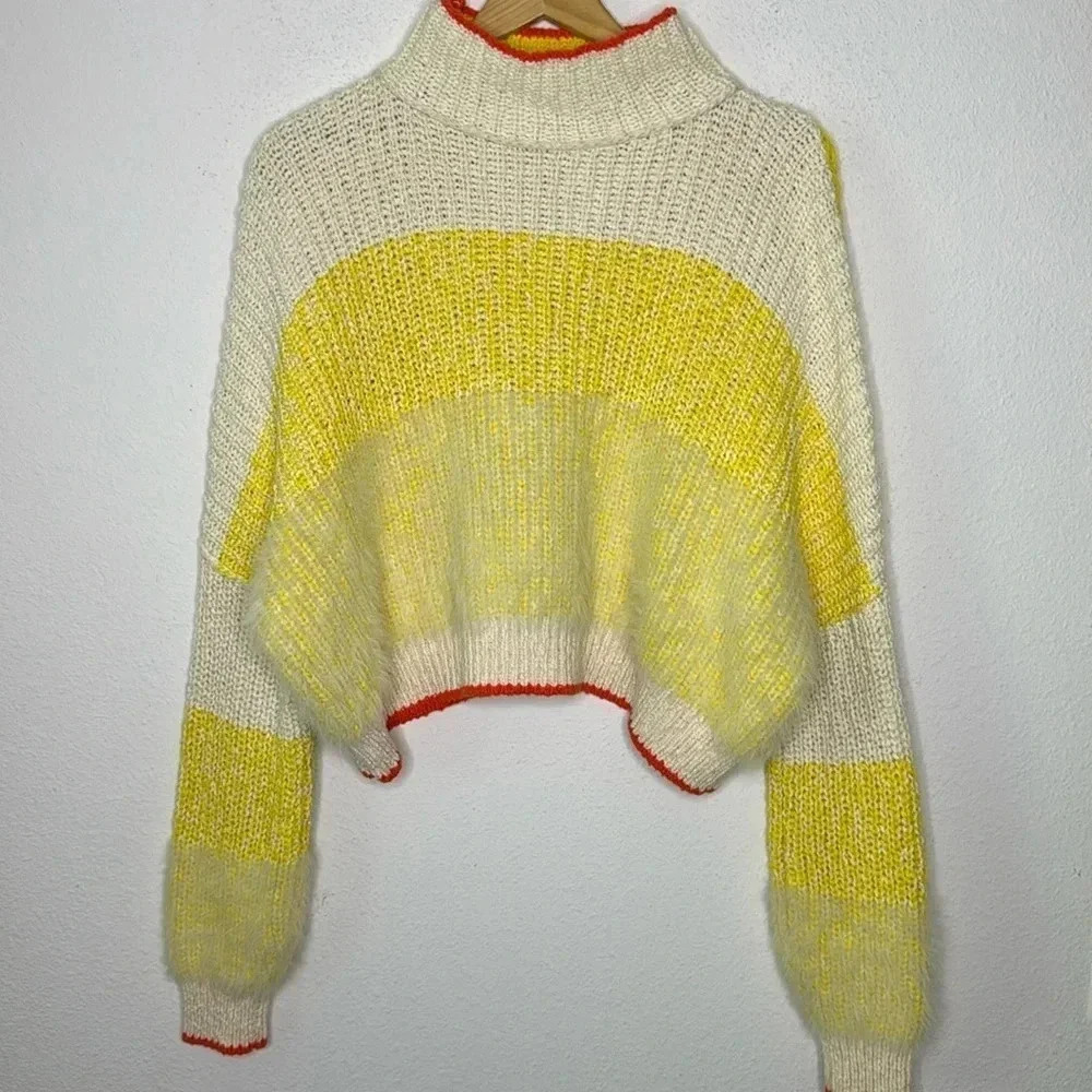 Free People Sunbrite yellow/orange whimsical Mock Neck Sweater size Medi… - Picture 3 of 7